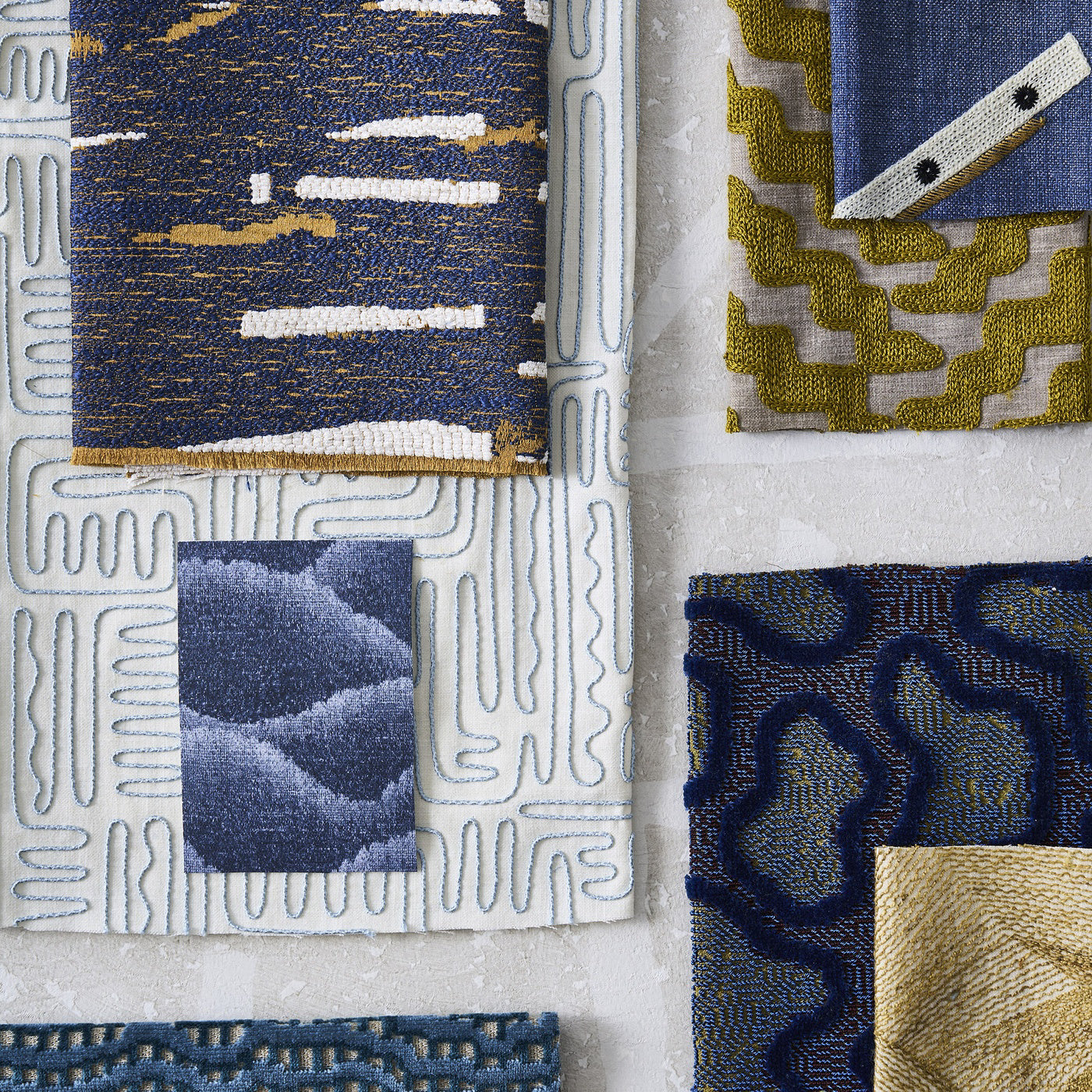 Zuni Wallpaper - Midnight - HDMW113306