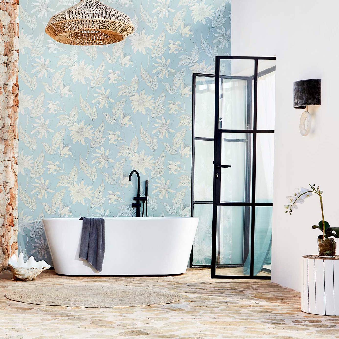 Ananda Wallpaper - Pearl - Harlequin - HMIW112252 - Morris Wallpaper