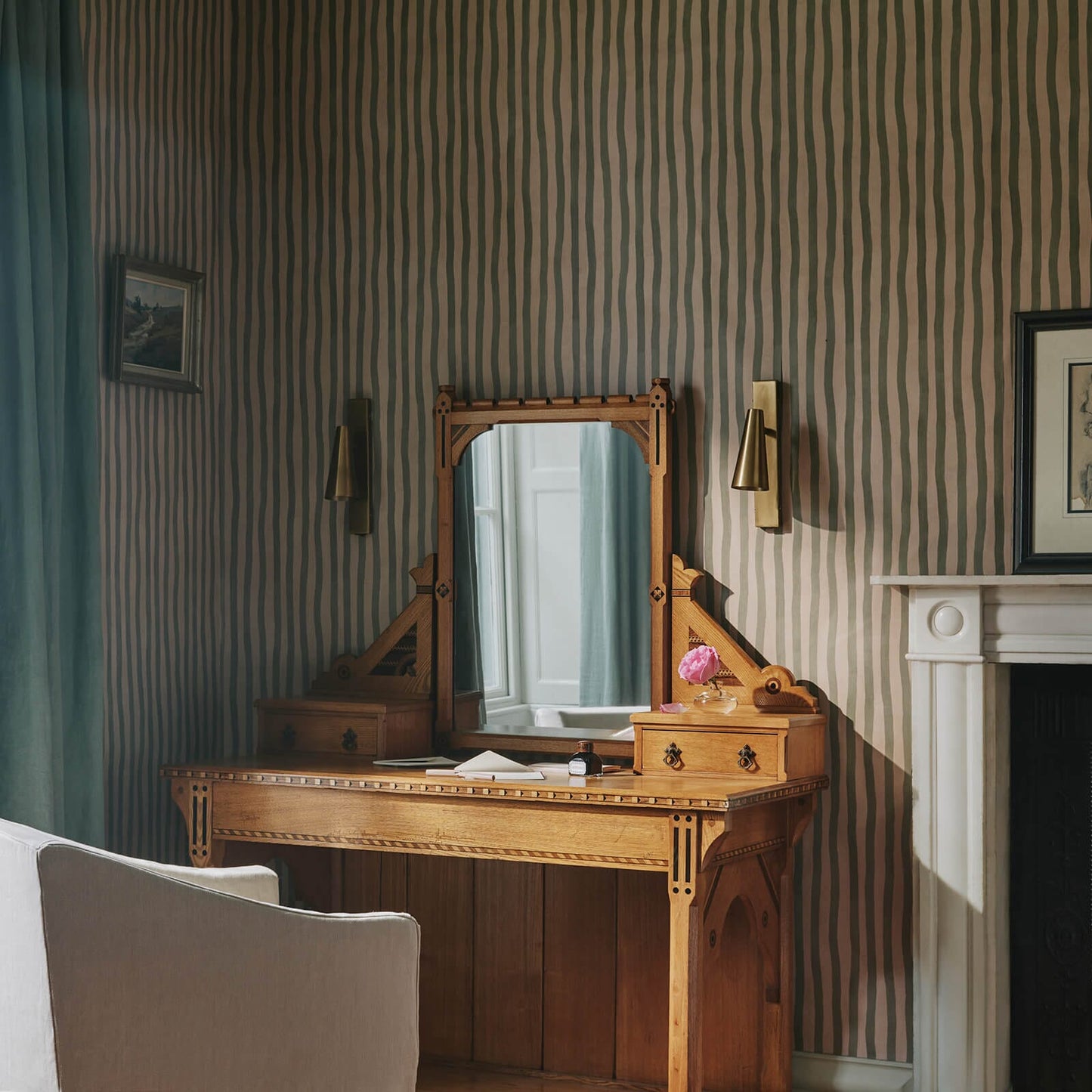 Artist's Stripe Wallpaper - Sap & Alabaster - House of Hackney - 1-WA-ATS-DI-SAL-XXX - Morris Wallpaper