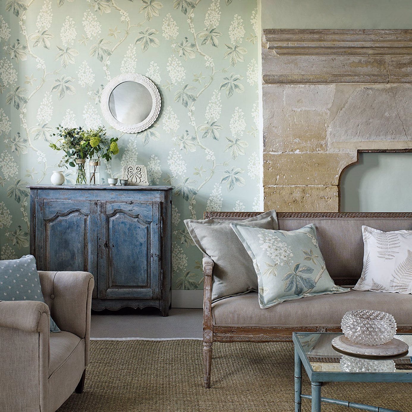 Chestnut Tree Wallpaper - Seaspray/Peony - Sanderson - DWOW215710 - Morris Wallpaper