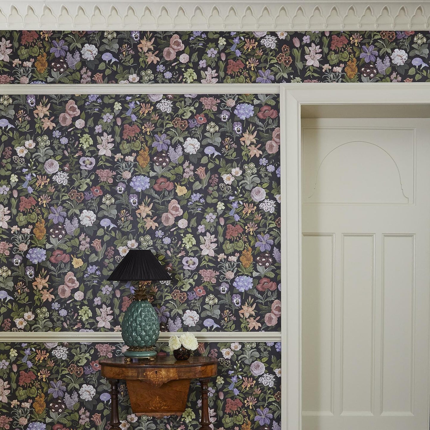 Floralia Wallpaper - Noir - House of Hackney - 1-WA-FRA-DI-NOI-XXX - Morris Wallpaper