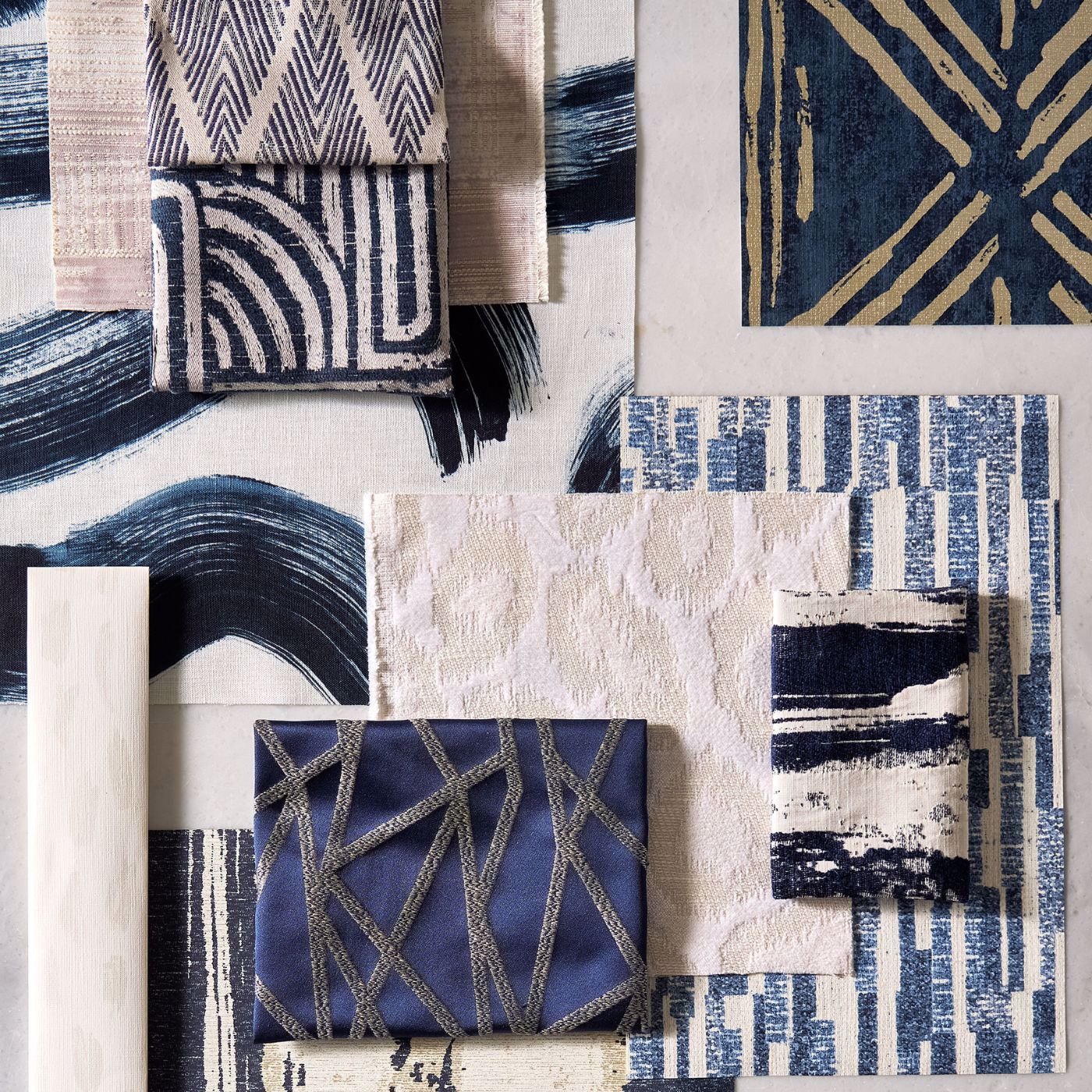 Juno Wallpaper - Noir - Clarke & Clarke - W0224/03 - Morris Wallpaper