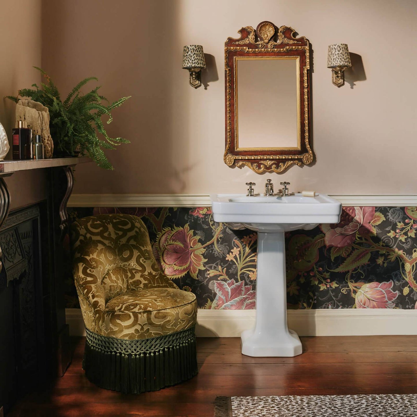 Meliora Wallpaper - Noir - House of Hackney - 1-WA-MEL-DI-NOI-XXX - Morris Wallpaper
