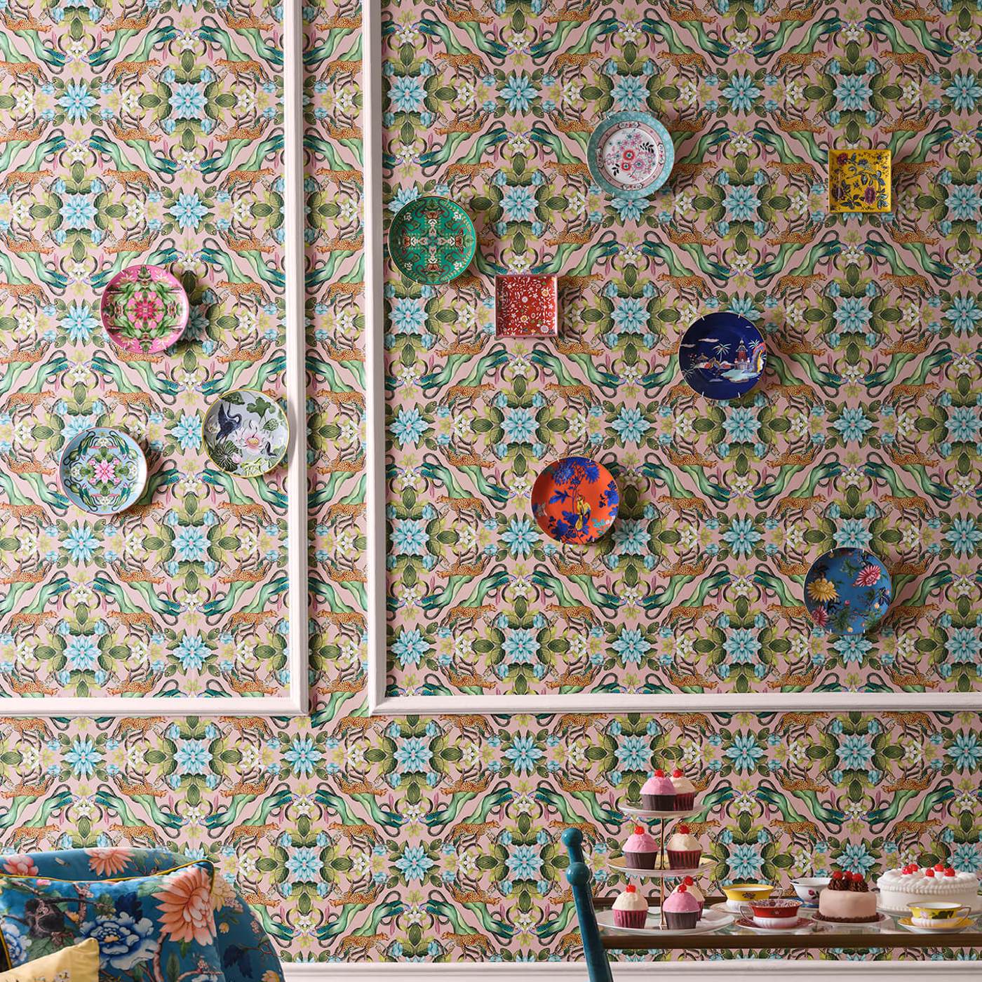 Menagerie Wallpaper - Blush - Clarke & Clarke - W0131/02 - Morris Wallpaper