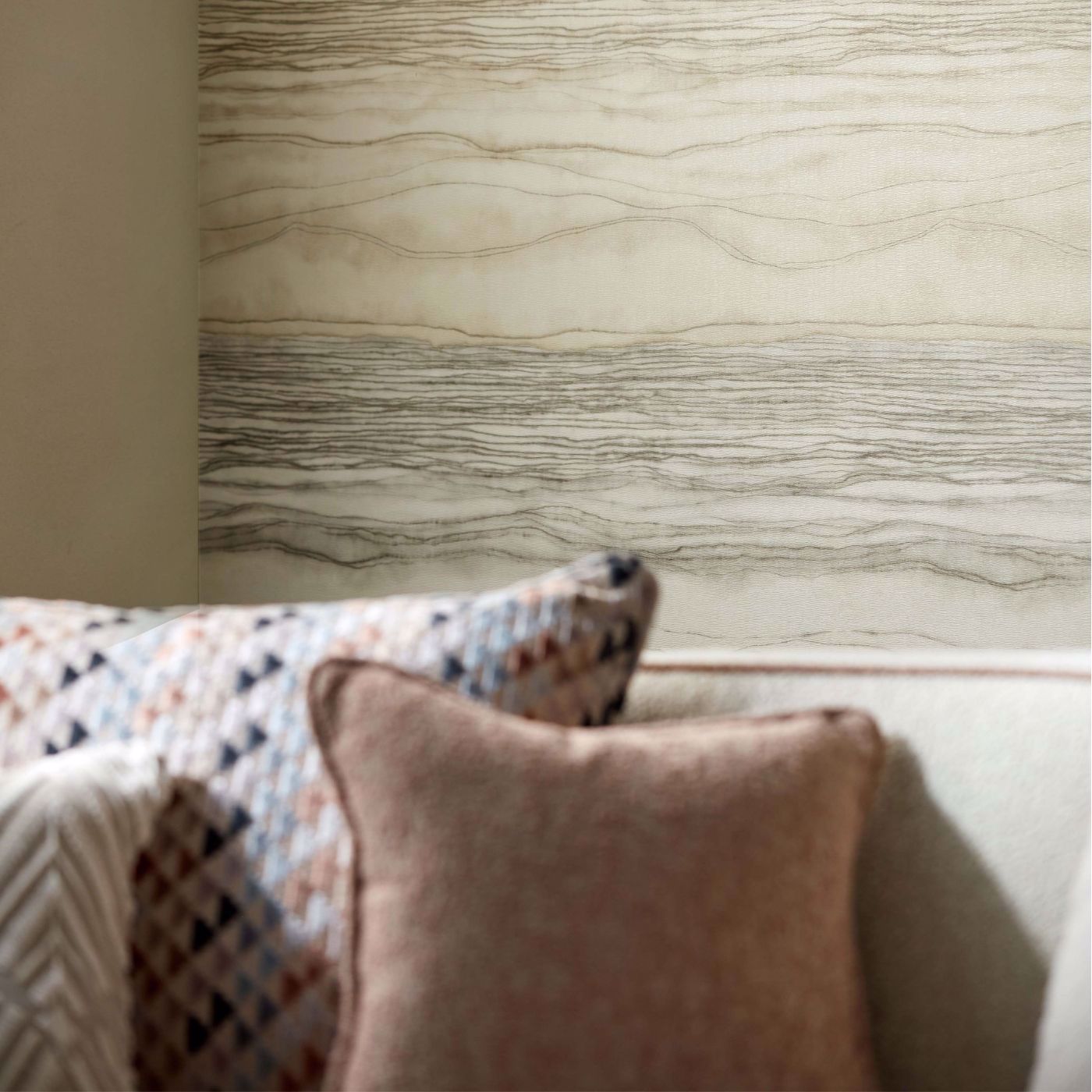 Metamorphic Wallpaper - Ash/Carrara - Harlequin - EVIW112052 - Morris Wallpaper
