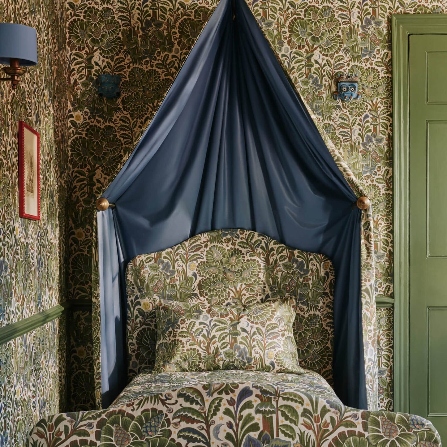 Moon Garden Wallpaper - House of Hackney - 1 - WA - MOG - DI - VER - XXX