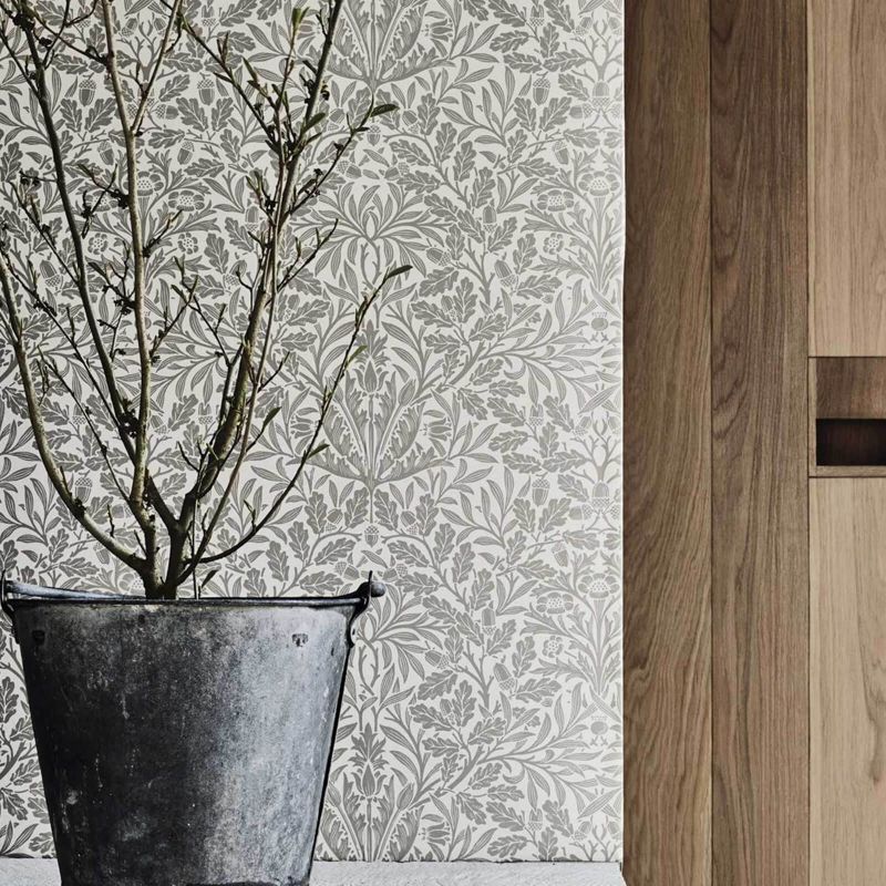 Pure Acorn Wallpaper - Ivory/Pearl - Morris & Co - 216044 - Morris Wallpaper