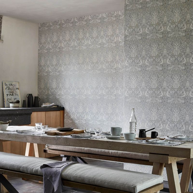 Pure Dove & Rose Wallpaper - White Clover - Morris & Co - 216521 - Morris Wallpaper