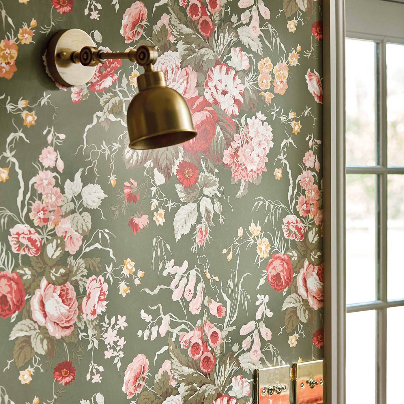 Stapleton Park Wallpaper - Olive/Bengal Red - DOSW217046 - Sanderson
