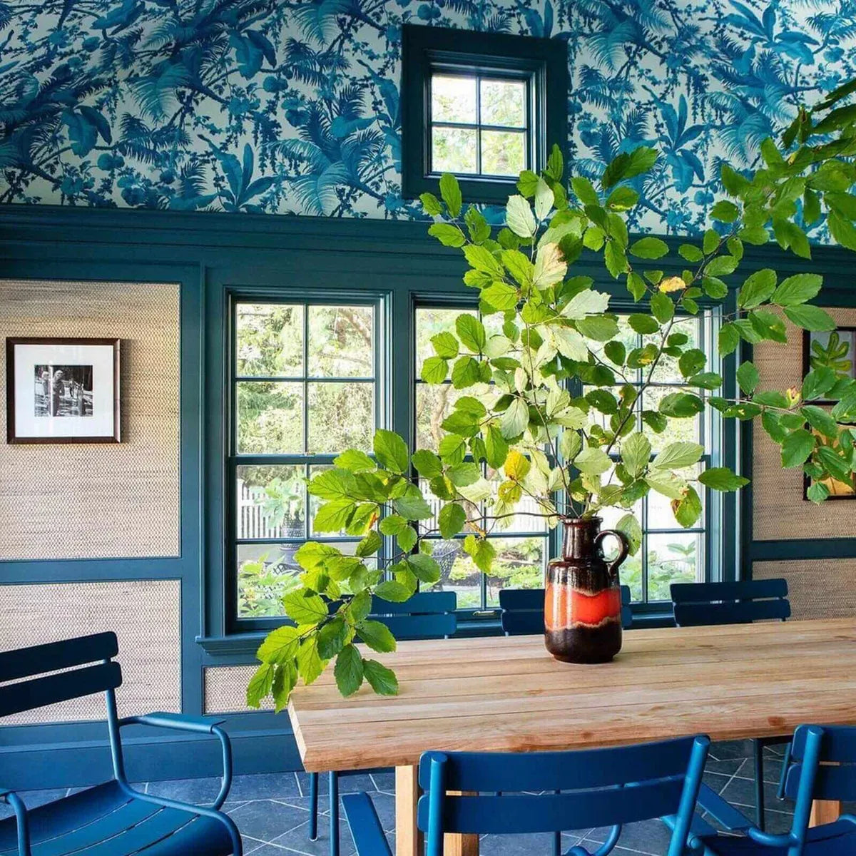 Pampas Wallpaper - Off-White & Cerulean - 1-WA-PAM-DI-W&C-XXX