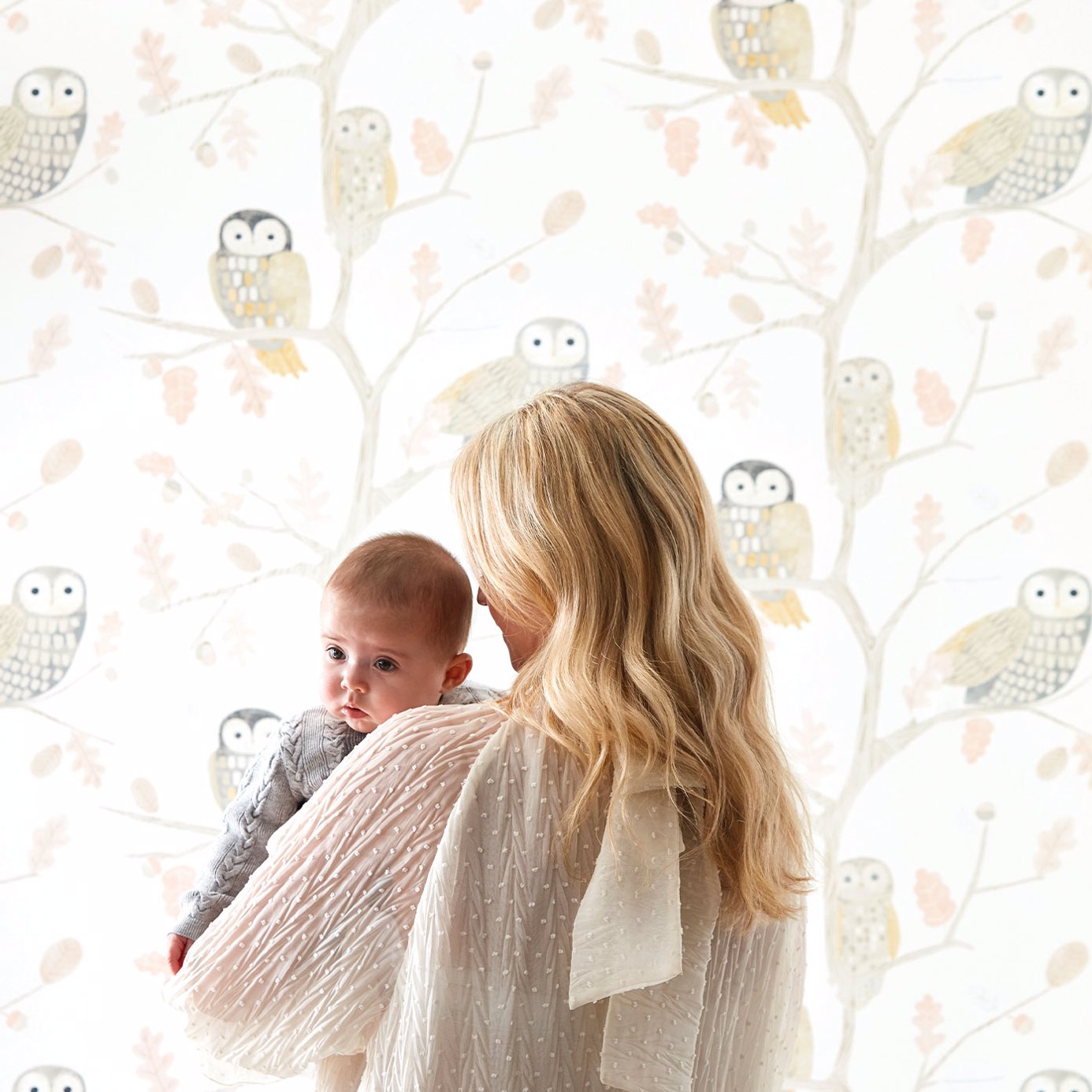 Little Owls Wallpaper - Kiwi - HLTF112627