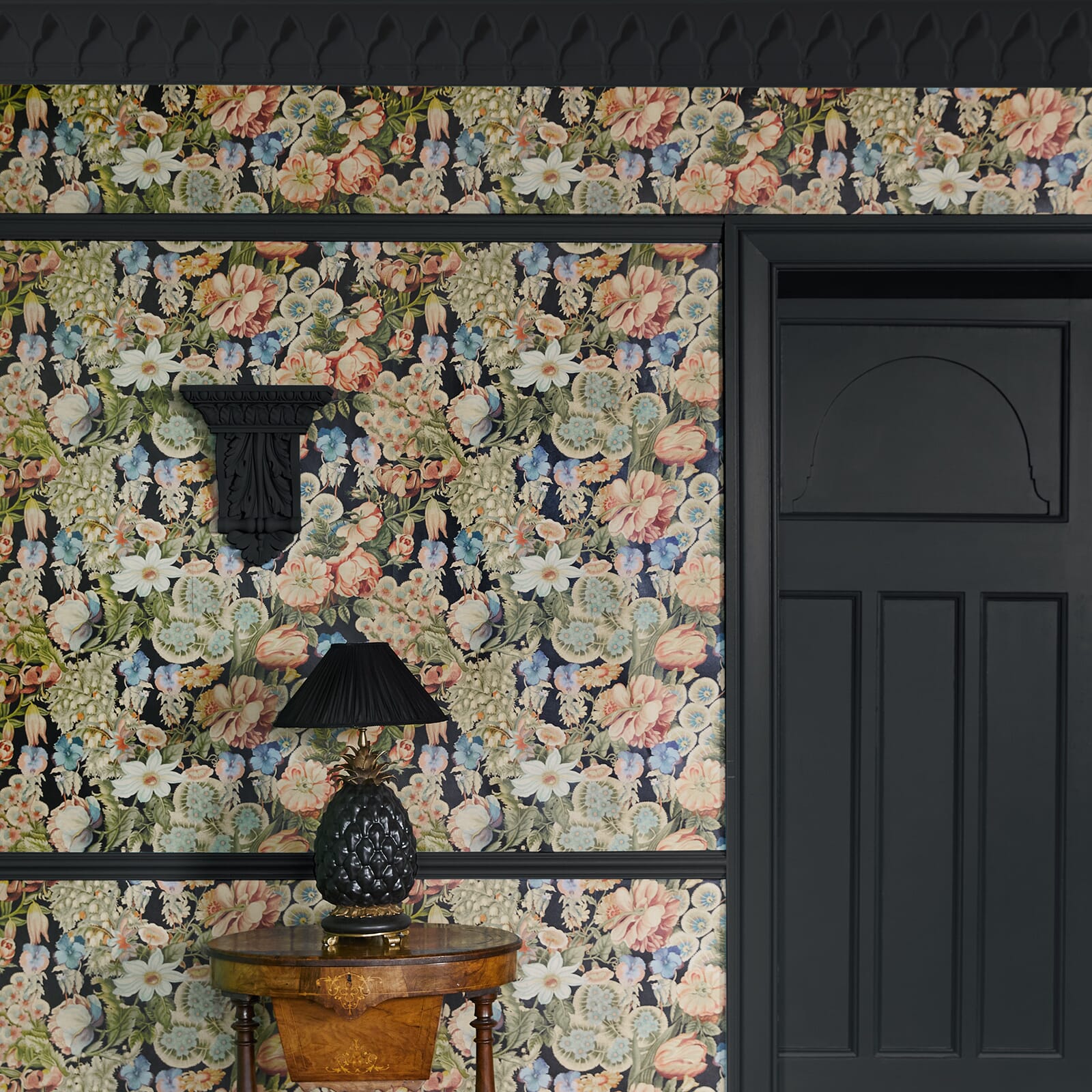 Amatoria Wallpaper - Noir - House of Hackney - 1-WA-AMT-DI-NOI-XXX - Morris Wallpaper