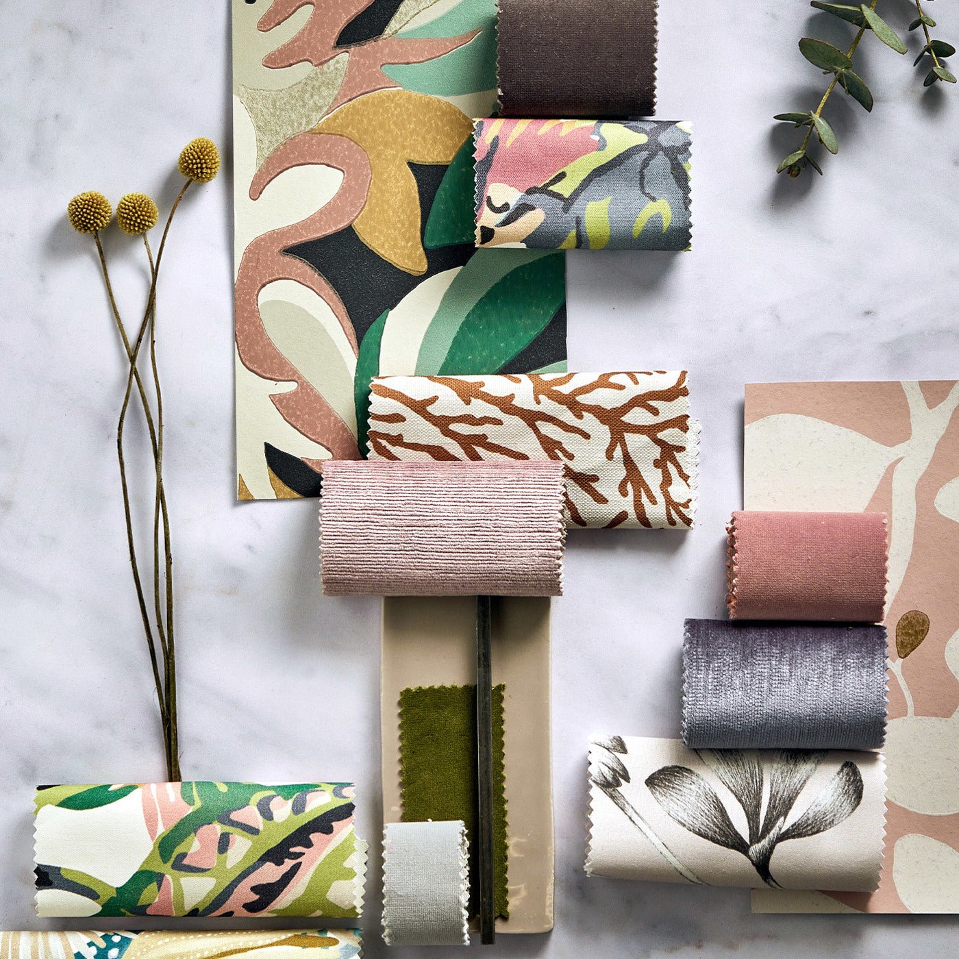 Ardisia Wallpaper - Positano/Sailcloth/ Gold - Harlequin - HTEW112772 - Morris Wallpaper