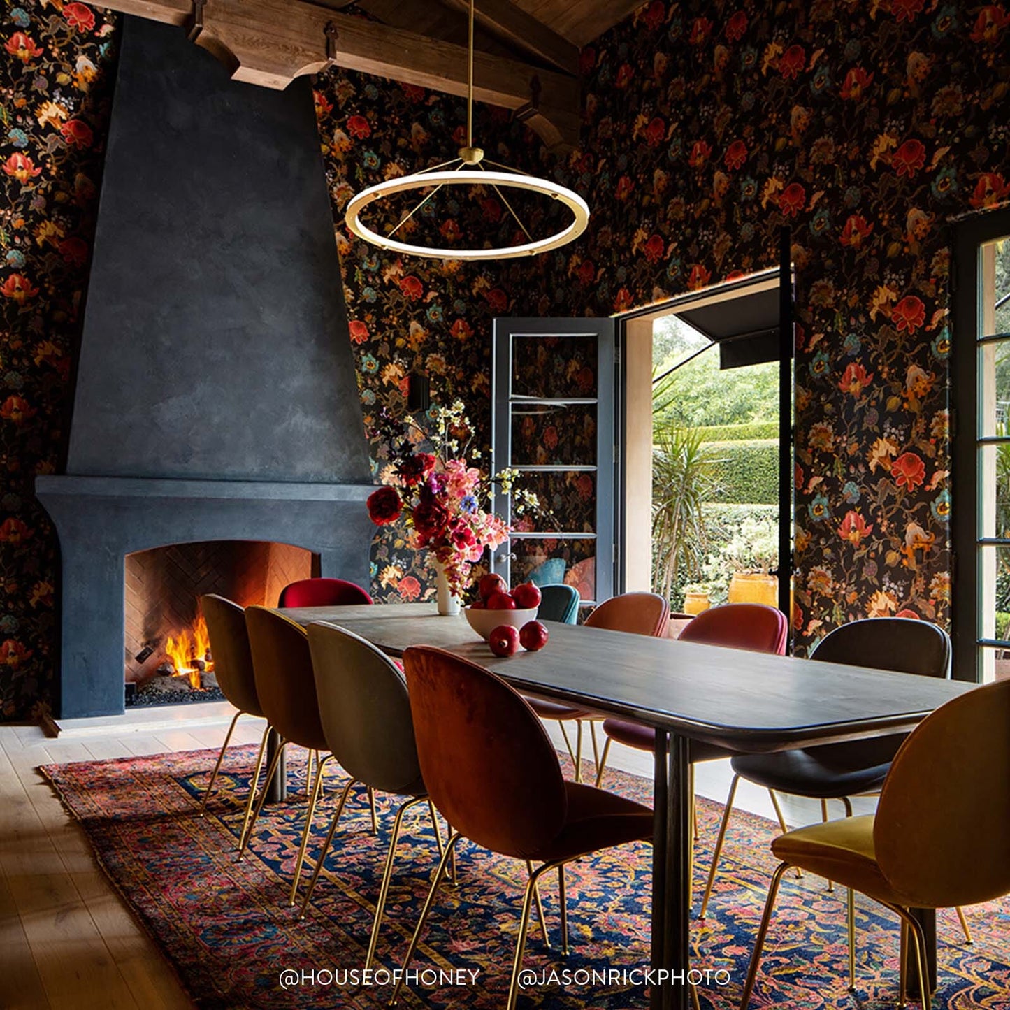 Artemis Wallpaper - Black - House of Hackney - 1-WA-ART-DI-BLK-XXX - Morris Wallpaper
