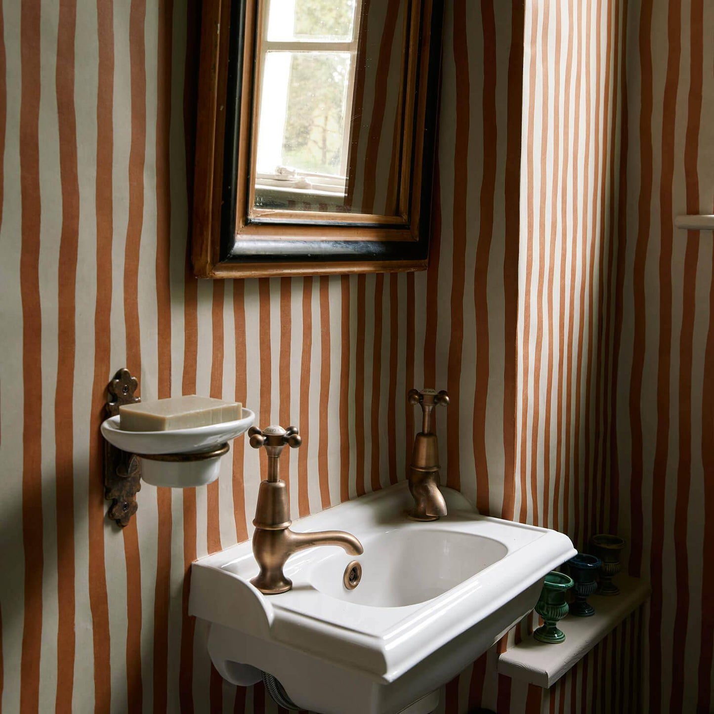 Artist's Stripe Wallpaper - Amber - House of Hackney - 1-WA-ATS-DI-AMB-XXX - Morris Wallpaper