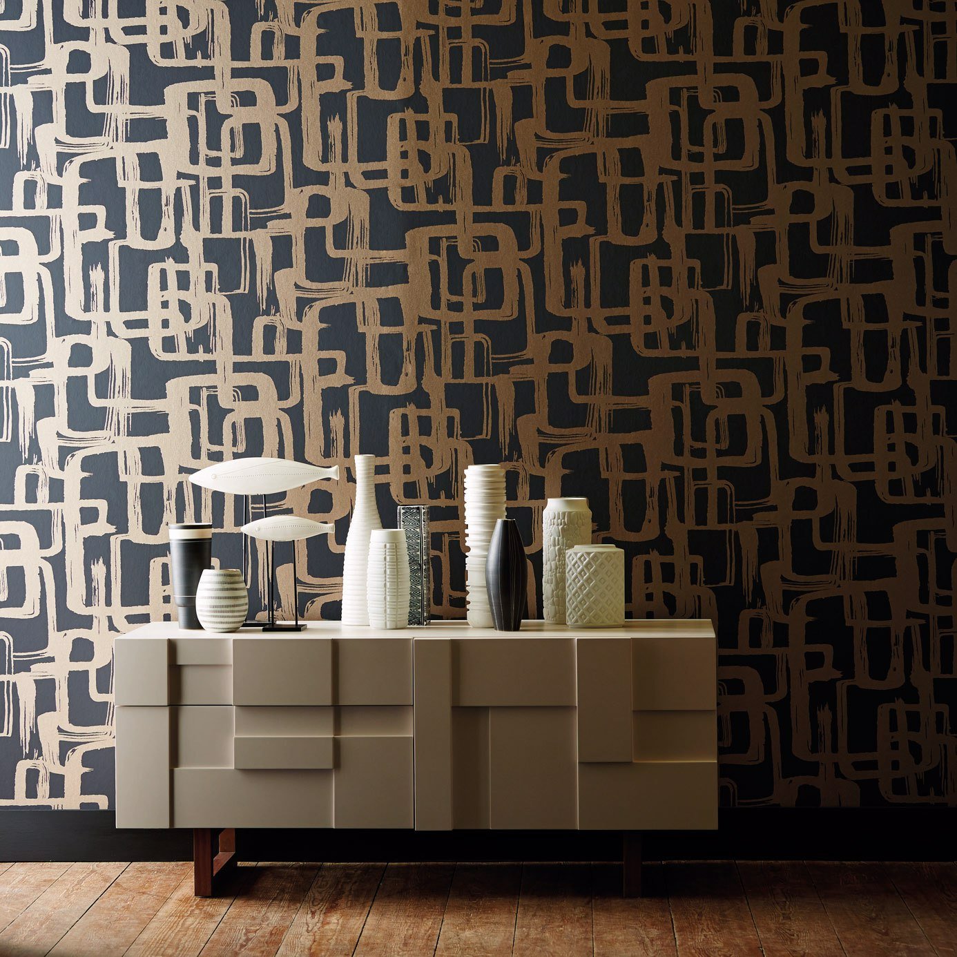 Asuka Wallpaper - Gold/Onyx - Harlequin - HMOW110906 - Morris Wallpaper