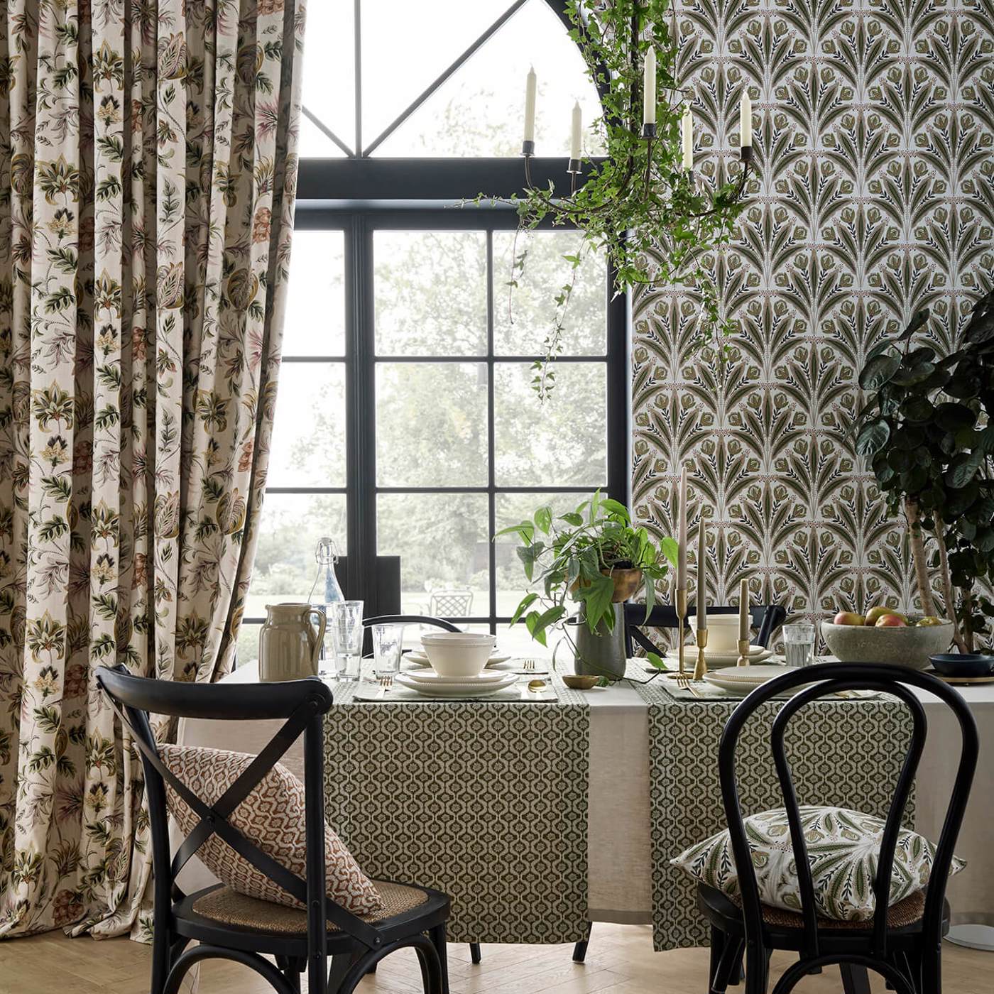 Attingham Wallpaper - Denim - Clarke & Clarke - W0193/02 - Morris Wallpaper