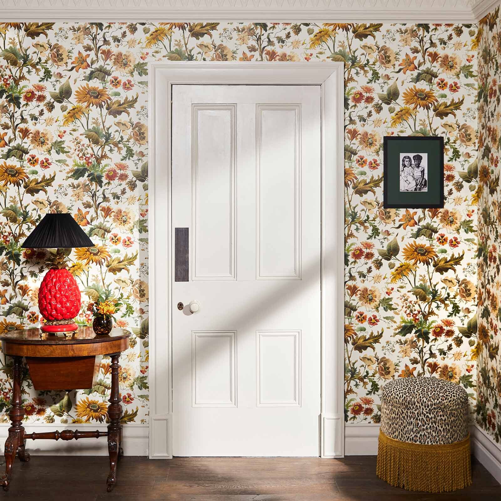 Avalon Wallpaper - Ecru - House of Hackney - 1-WA-AVA-DI-ECR-XXX - Morris Wallpaper
