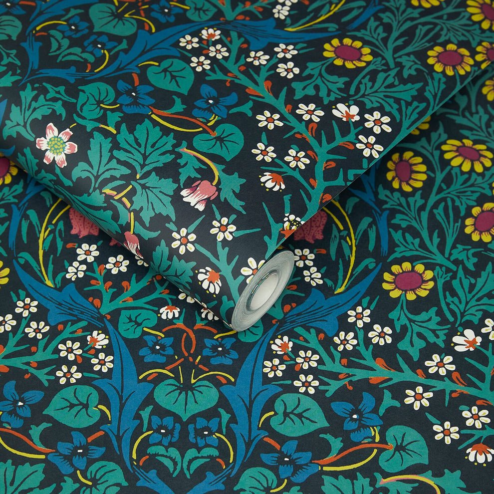 Blackthorn Wallpaper - Emerald - House of Hackney - 1-WA-BLA-DI-EME-XXX - Morris Wallpaper