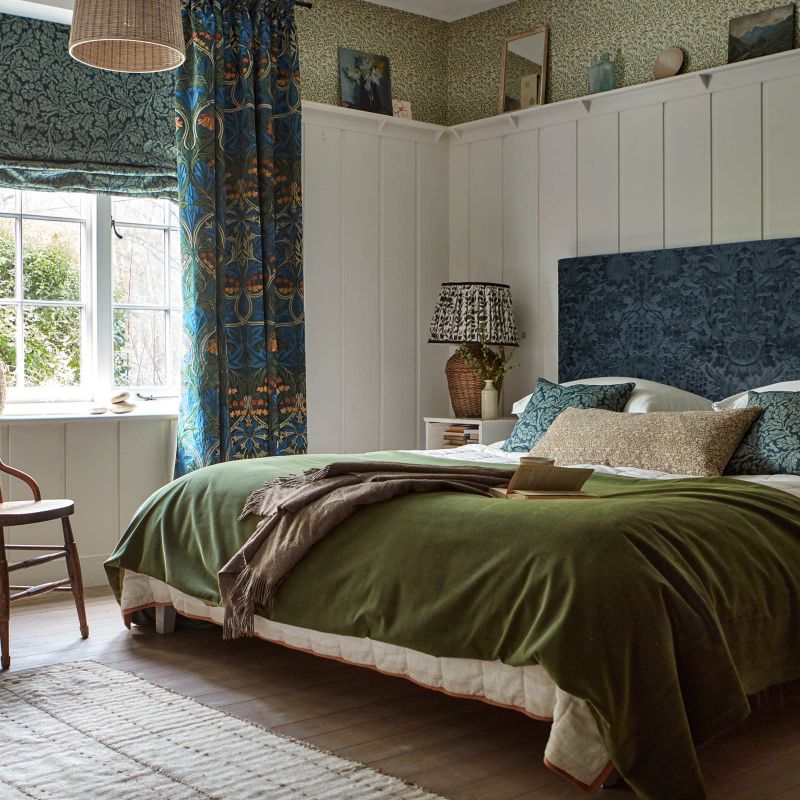 Bluebell Embroidery Fabric - Tump/Webbs Blue - Morris & Co - 237292 - Premier Wallcovering