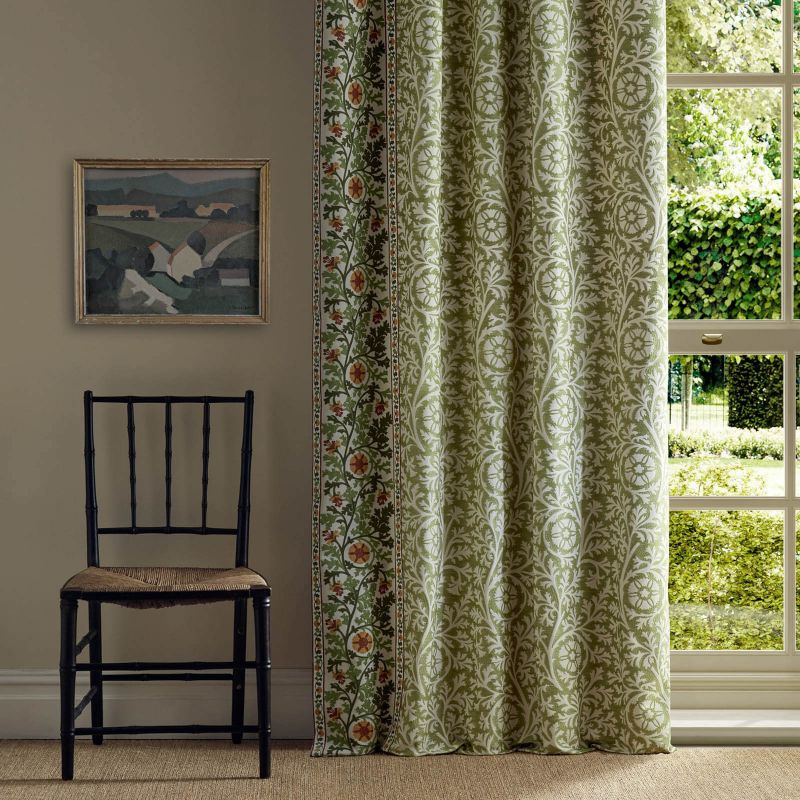 Chamomile Embroidery Fabric - Forest - Morris & Co - 237655 - Morris Wallpaper