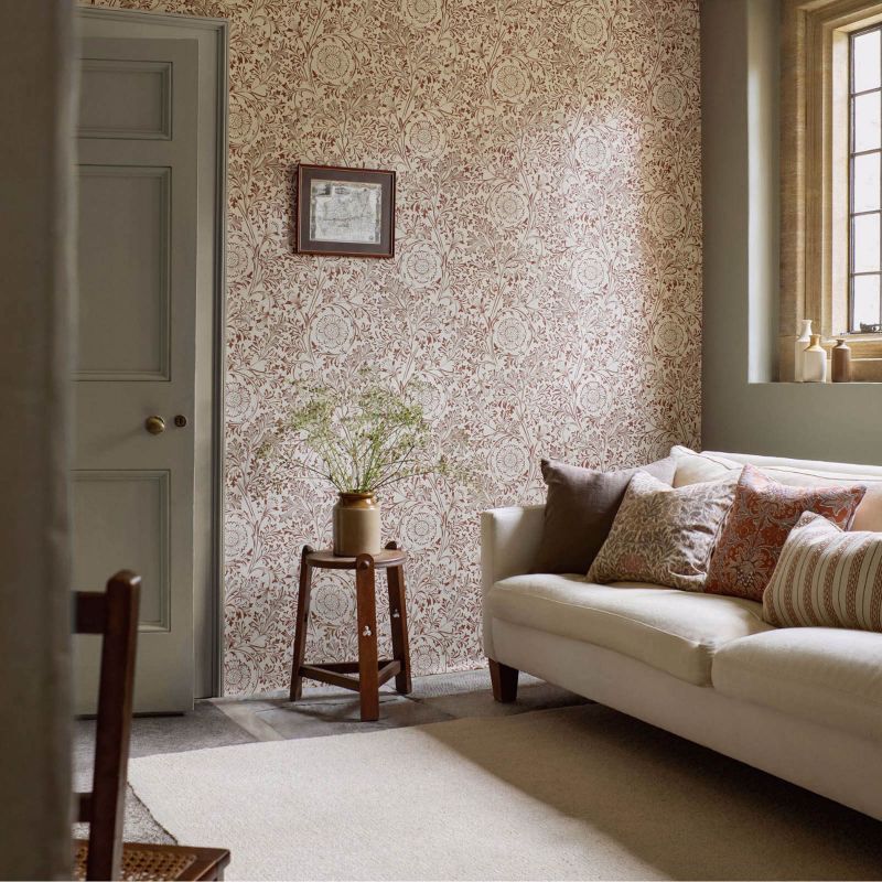 Chamomile Wallpaper - Flax/Madder - Morris & Co - 217587 - Morris Wallpaper