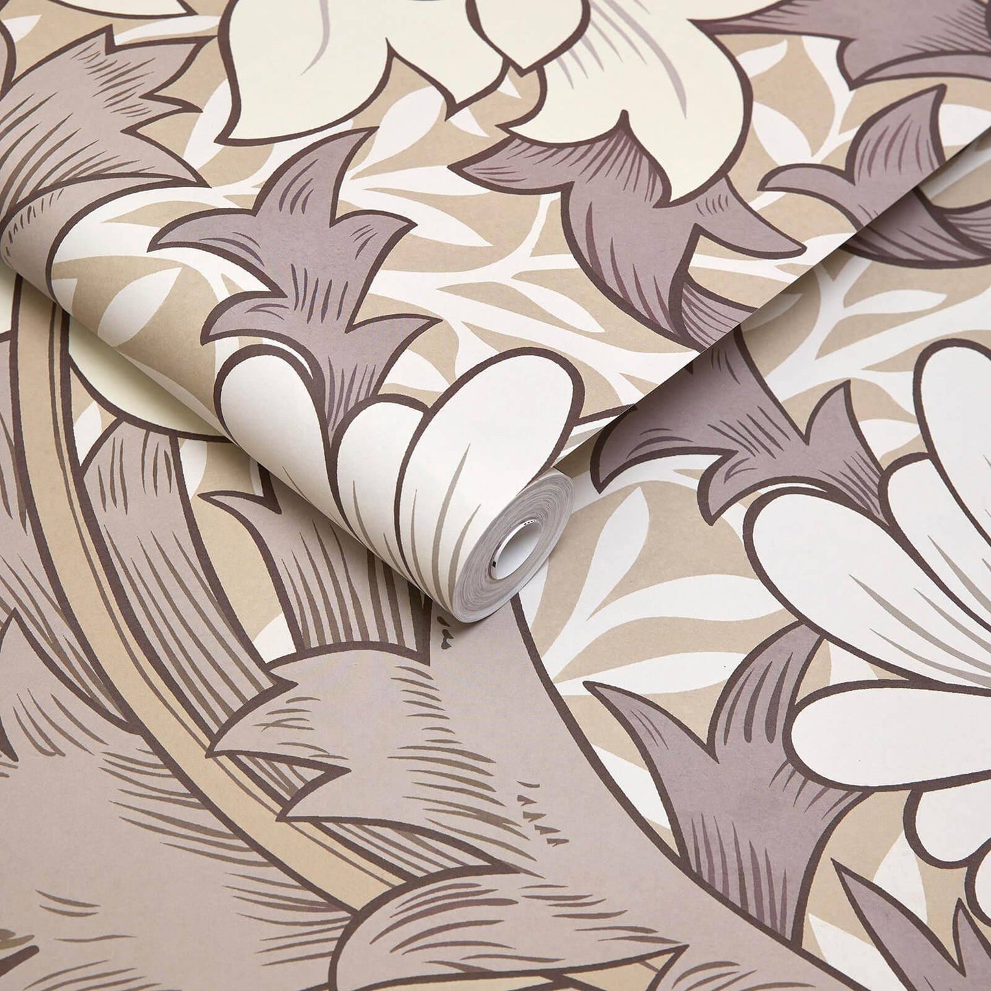 Chrysanthemum Magna Wallpaper - Astrantia - House of Hackney - 1 - WA - CHM - DI - ASA - XXX