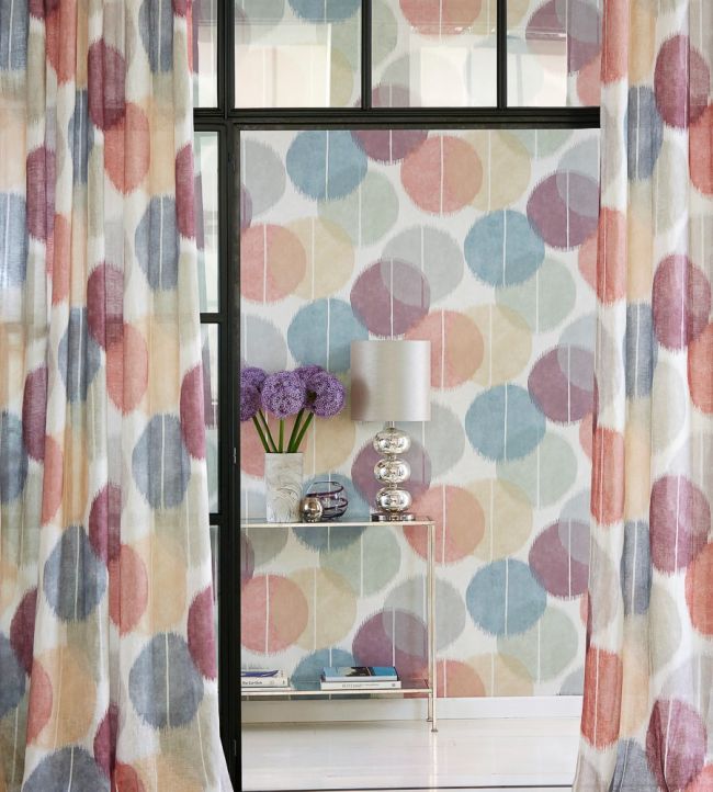 Circulo Wallpaper - Viola/Fawn - HETH111453 - Harlequin - Morris Wallpaper