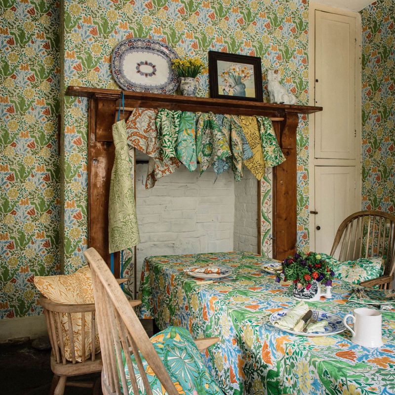 Compton Wallpaper - Summer Yellow - Morris & Co - 217099 - Morris Wallpaper