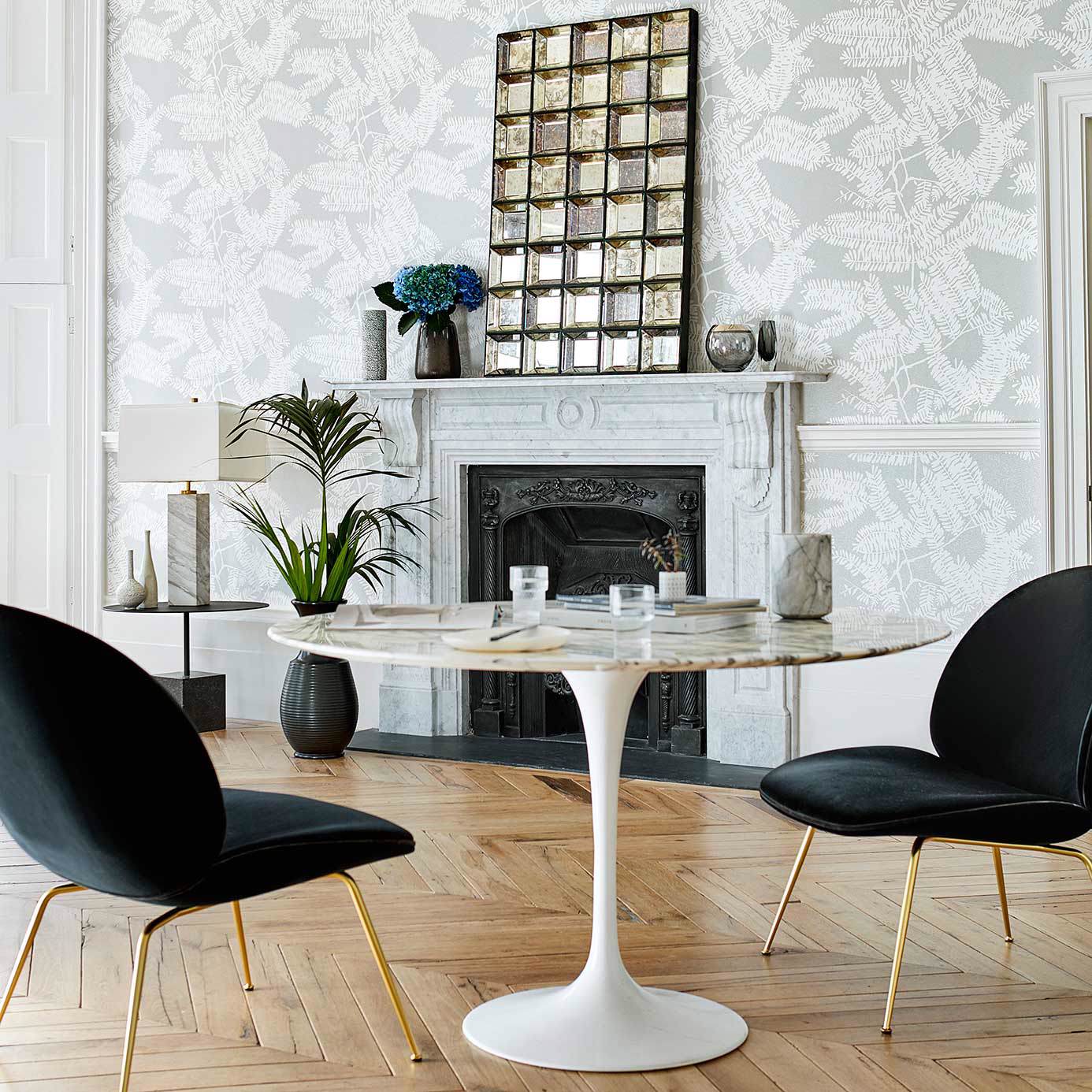 Crystal Extravagance Wallpaper - Champagne - Harlequin - HLUT111720 - Morris Wallpaper