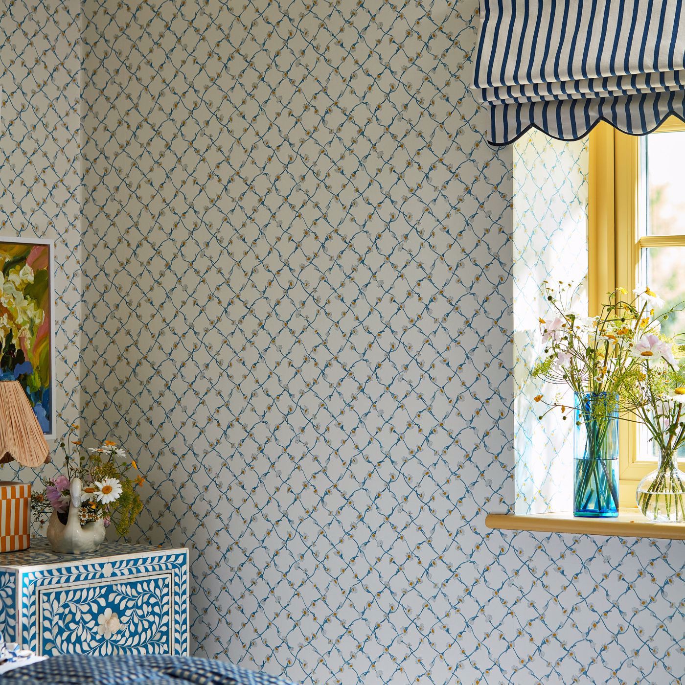 Daisy Trellis Wallpaper - Lapis/Pearl - Harlequin - HSRW113044 - Morris Wallpaper