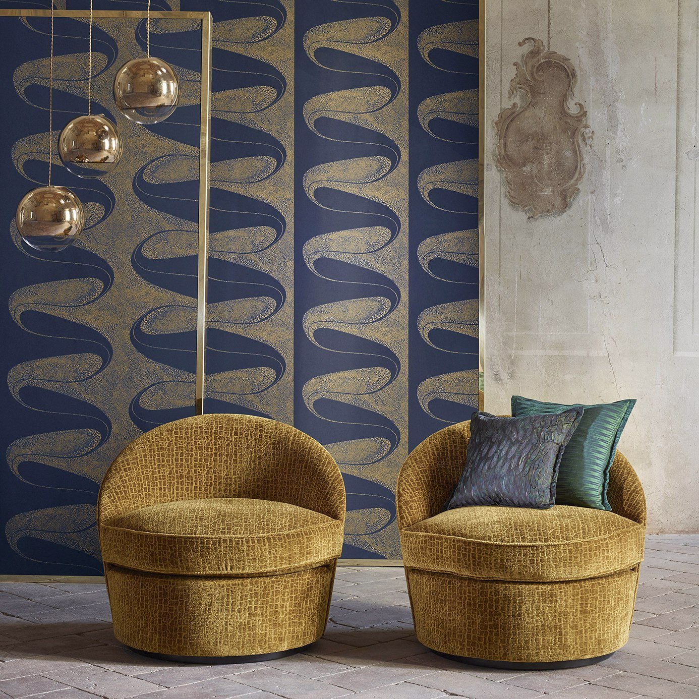 Darcy Wallpaper - Ink - ZTOT312740 - Zoffany - Morris Wallpaper