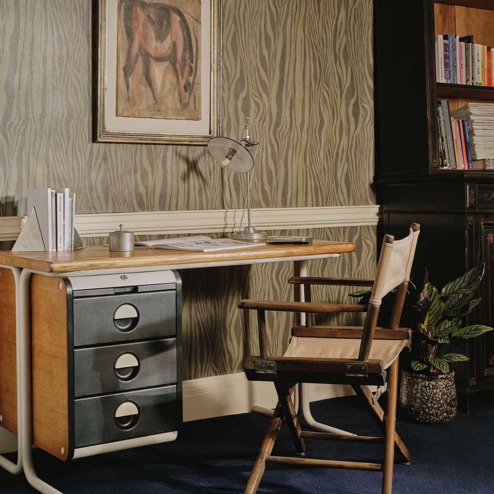 Dazzle Wallpaper - Laurustine - House of Hackney - 1-WA-DAZ-DI-LAU-XXX - Morris Wallpaper