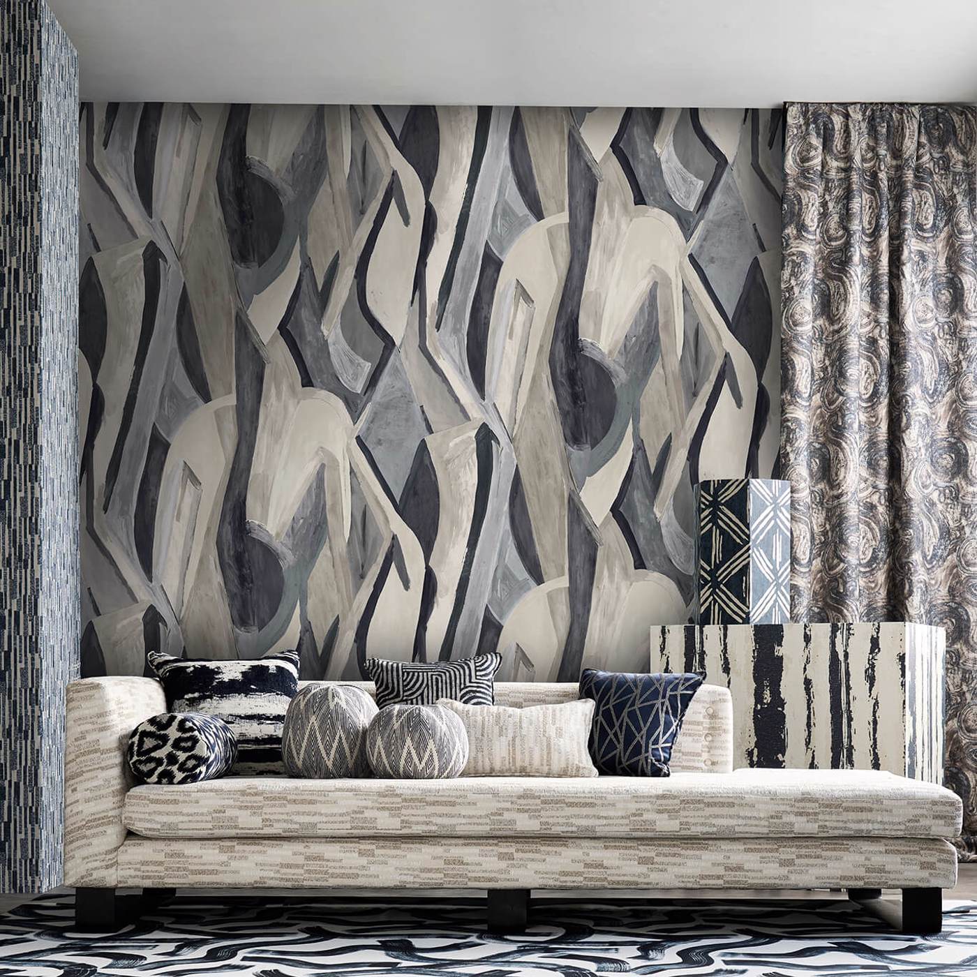 Dynamic Wallpaper - Noir Banner - Clarke & Clarke - W0231/02 - Morris Wallpaper