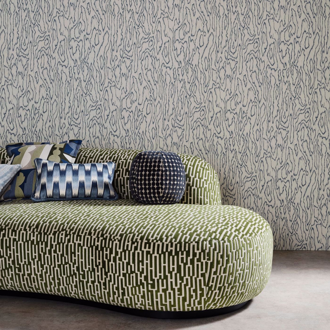 Edenfield Wallpaper - Neptune Green - Harlequin - HHHW113173 - Morris Wallpaper