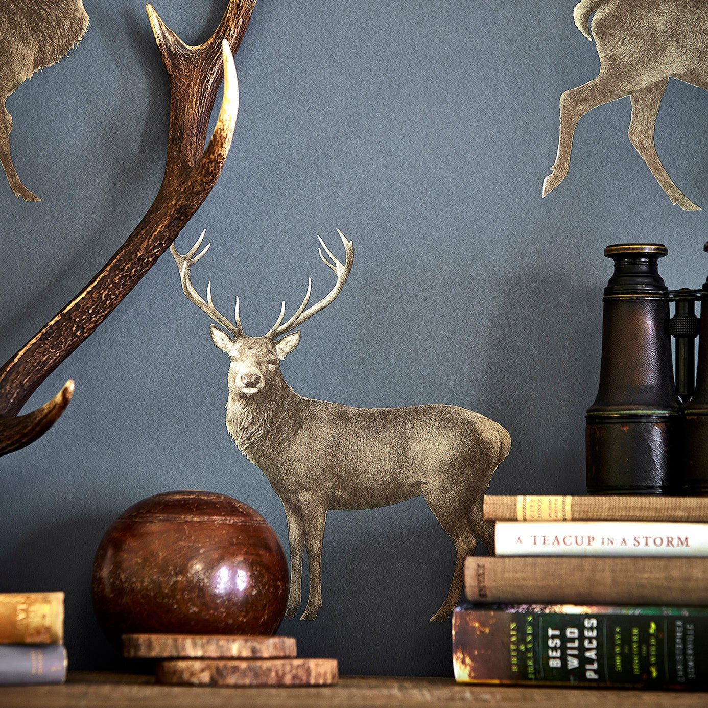 Evesham Deer Wallpaper - Indigo - Sanderson - DYSI216620 - Morris Wallpaper