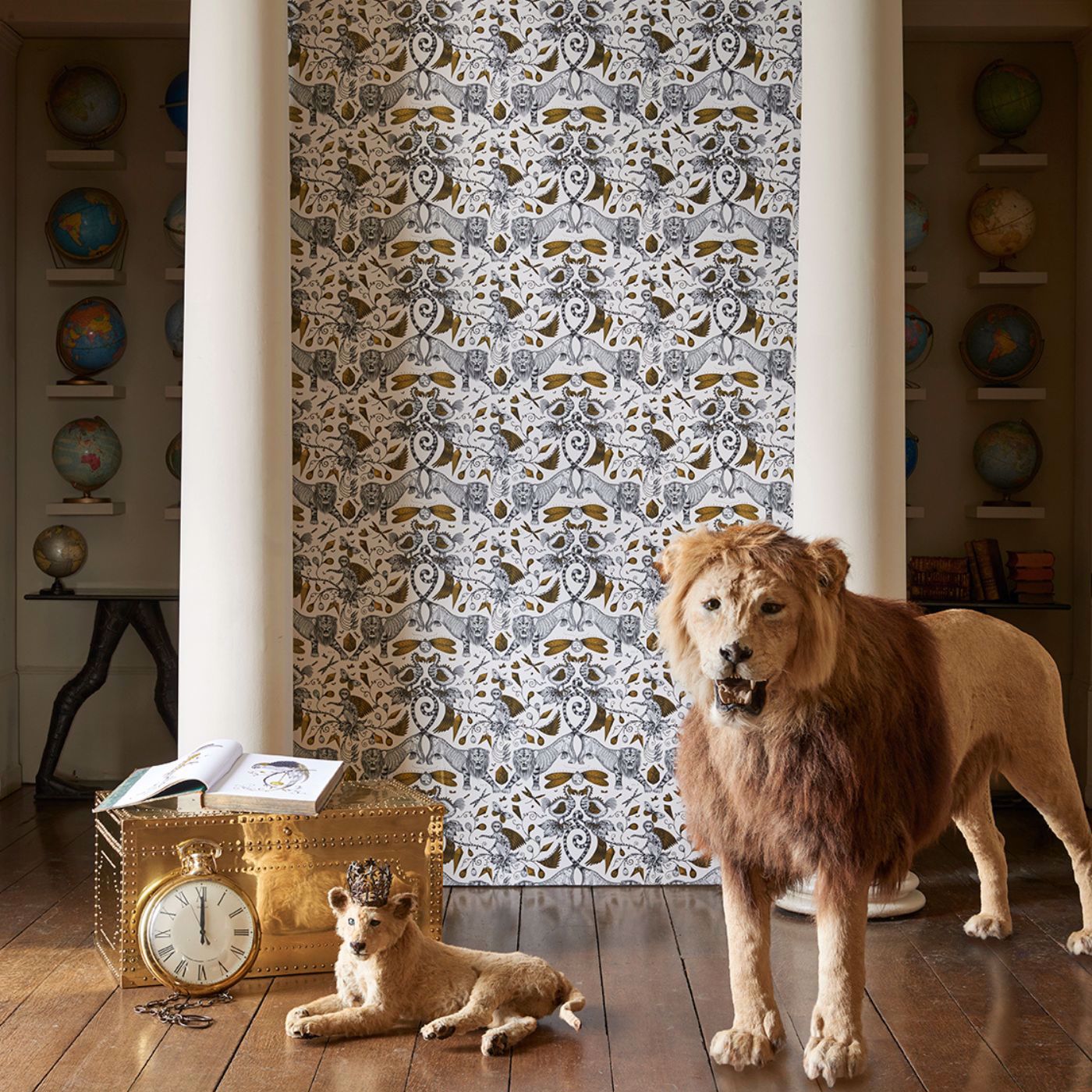Extinct Wallpaper - Gold - Clarke & Clarke - W0100/02 - Morris Wallpaper