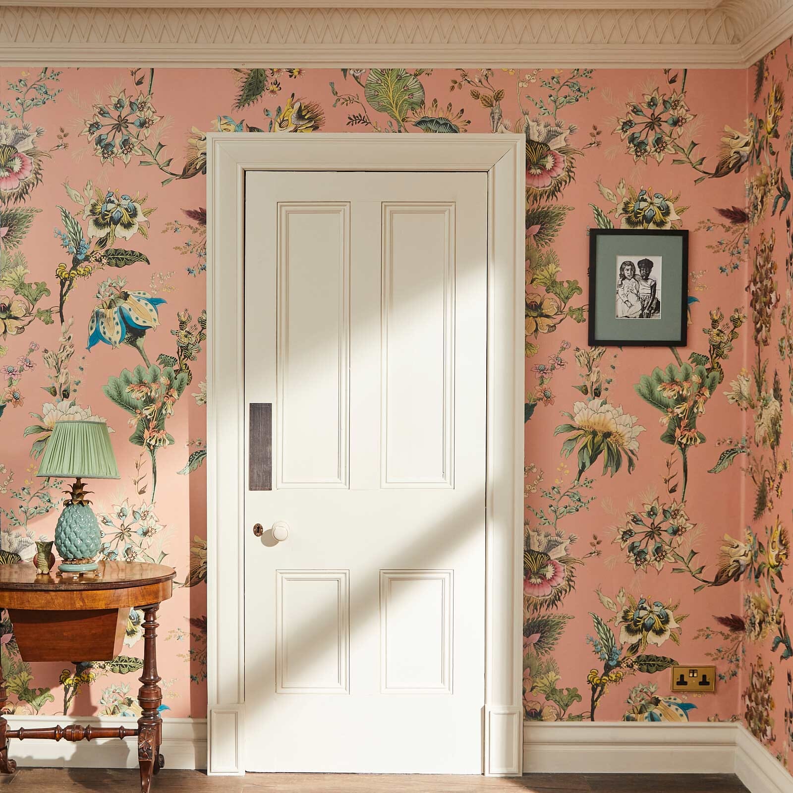 Flora Fantasia Wallpaper - Bisque-Pink - House of Hackney - 1-WA-FLF-DI-PNK-XXX - Morris Wallpaper