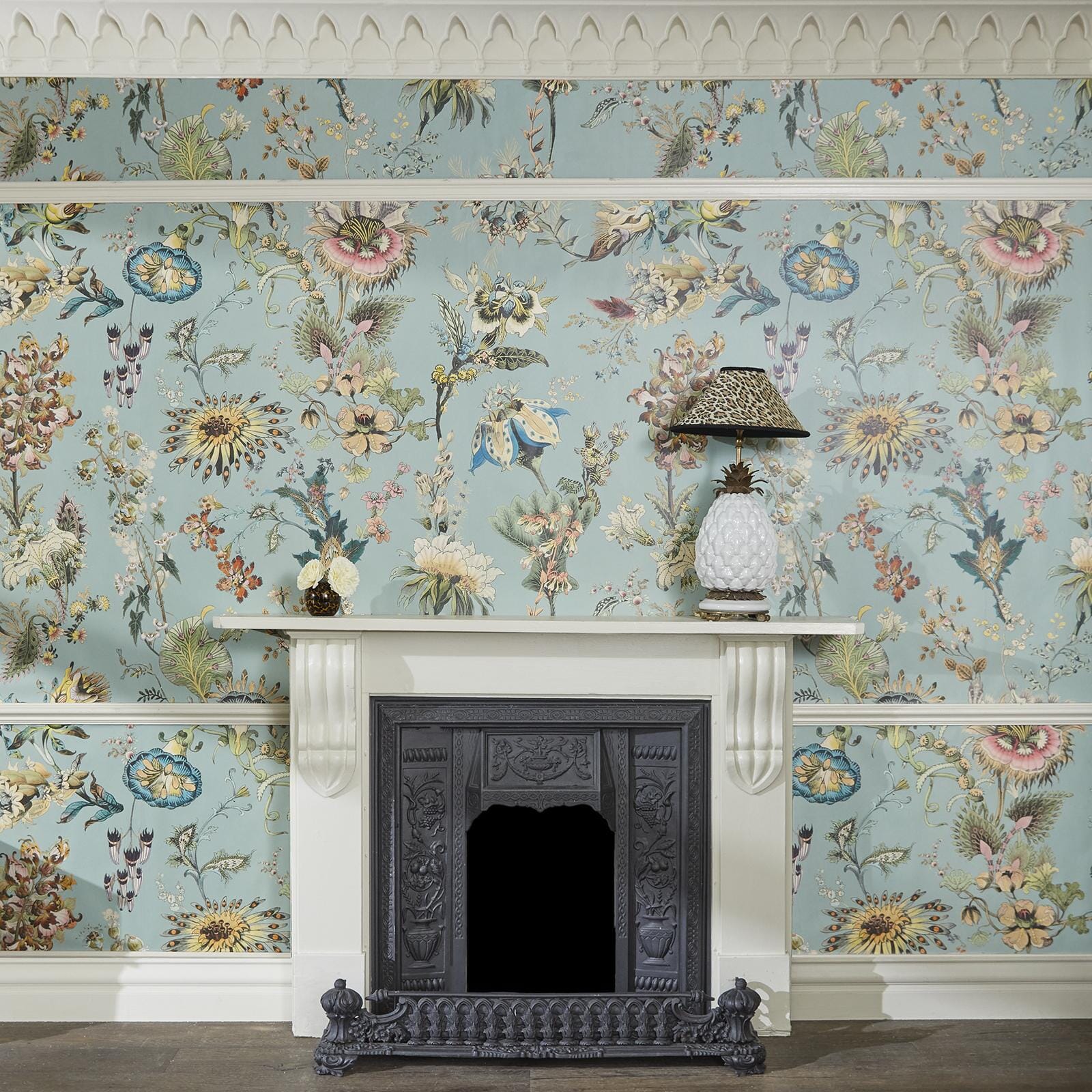 Flora Fantasia Wallpaper - Sky -Blue - House of Hackney - 1-WA-FLF-DI-BLU-XXX - Morris Wallpaper