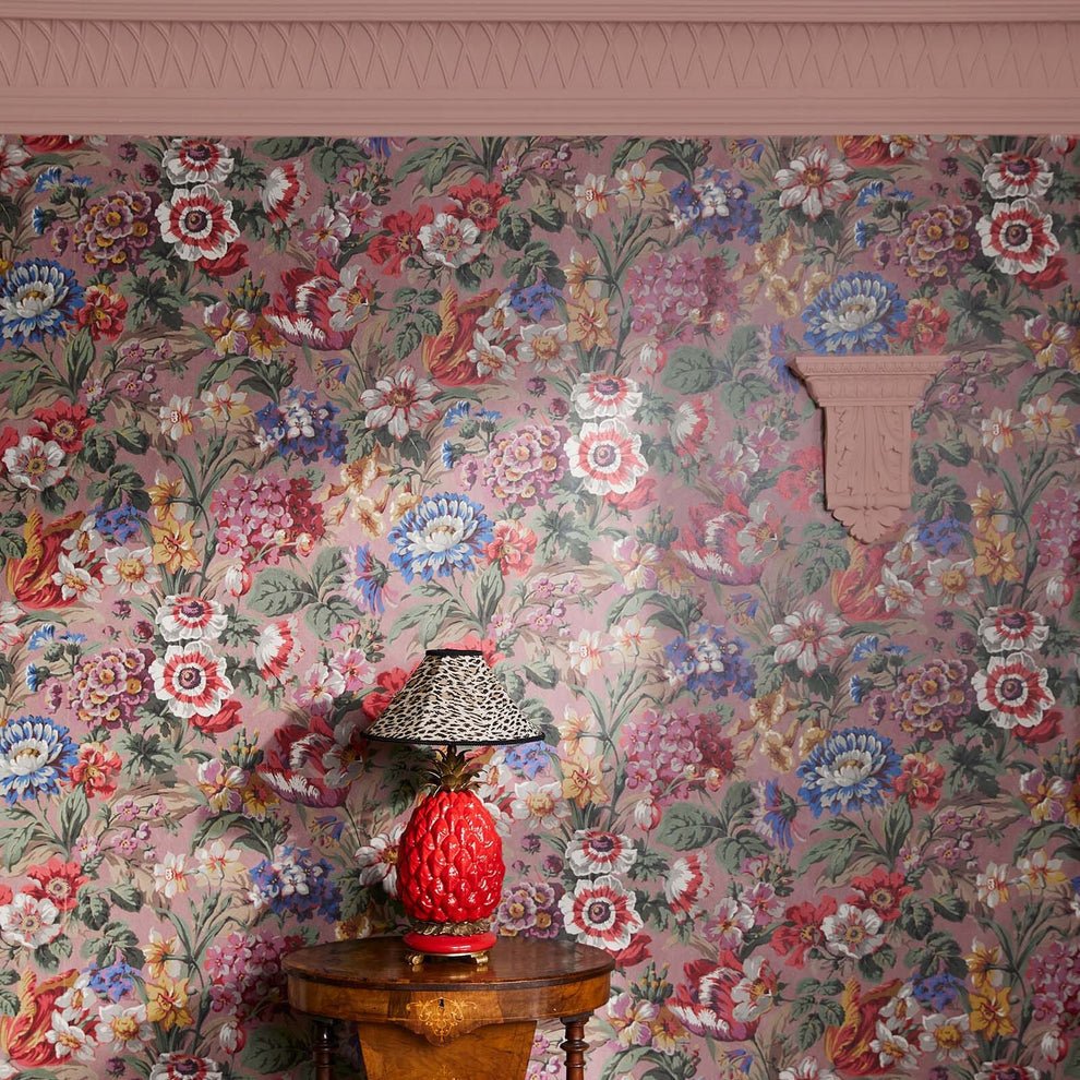 Florescence Wallpaper - Hosta - House of Hackney - 1-WA-FLS-DI-HOS-XXX - Morris Wallpaper