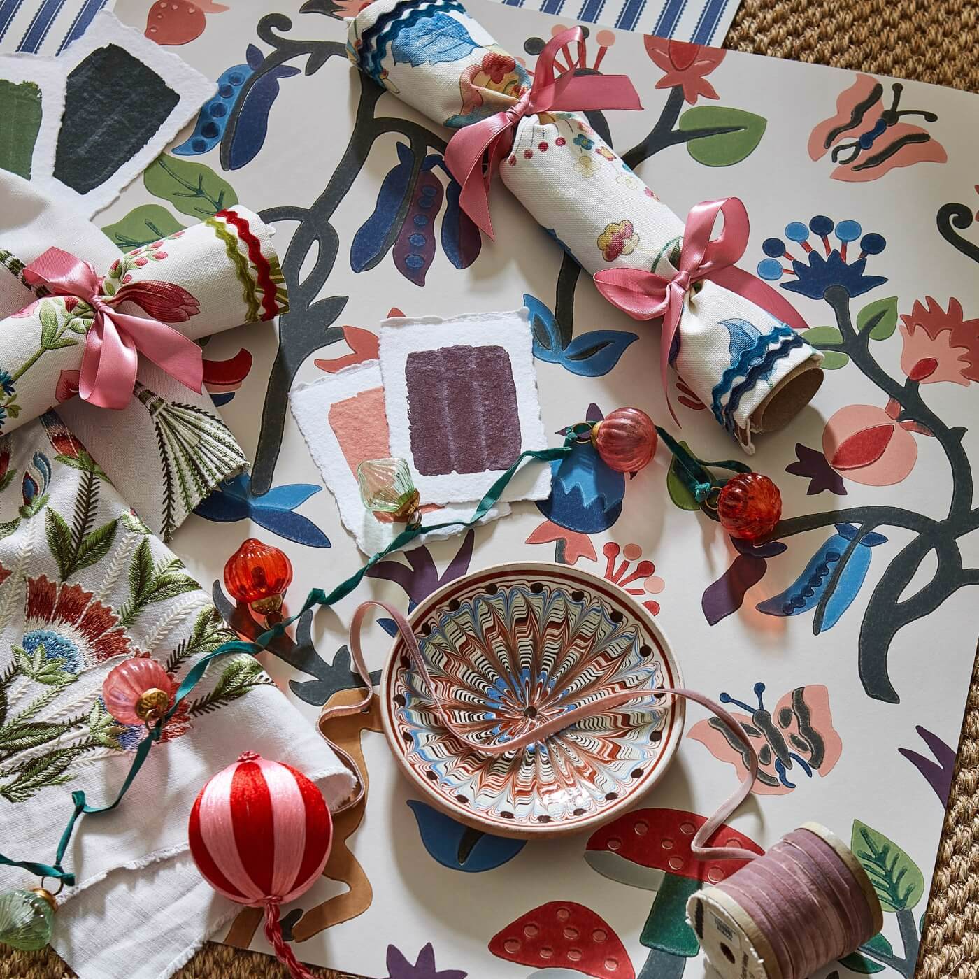 Forest Of Dean Wallpaper - Bright/multi - DABW217217 - Sanderson