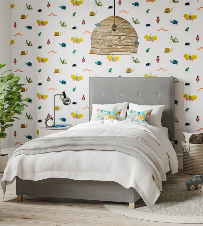 Garden Friends Wallpaper - Poppy/Ochre/Leaf - HLTF112635 - Harlequin - Morris Wallpaper