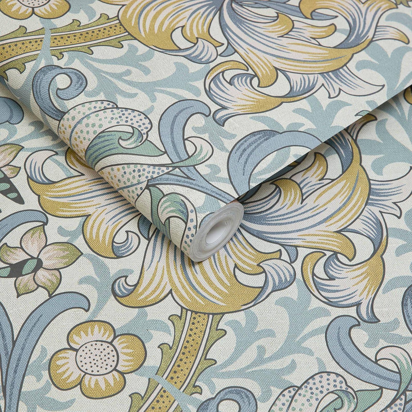 1-WA-GOL-DI-MOO-XXX - Golden Lily Wallpaper - Moonstone - House of Hackney