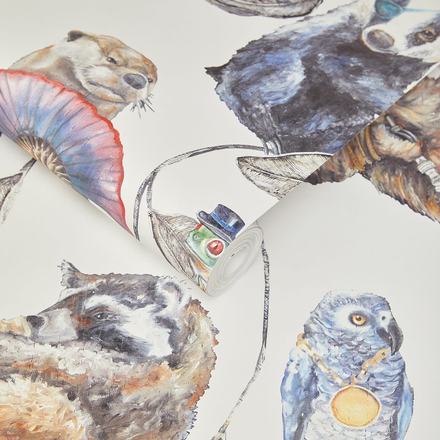 Hackney Empire Wallpaper - White - House of Hackney - 1-WA-HAC-DI-WHT-XXX - Morris Wallpaper