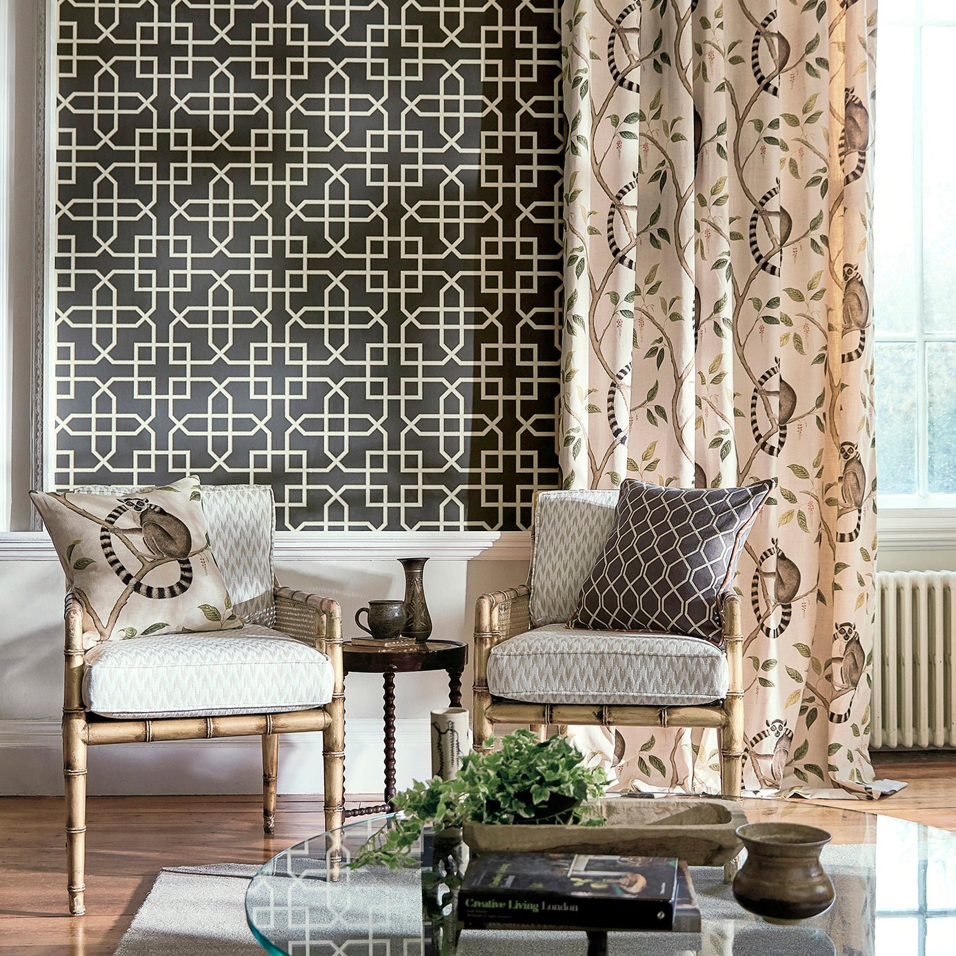 Hampton Trellis Wallpaper - Charcoal - Sanderson - DGLW216662 - Morris Wallpaper