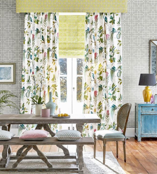 Hampton Trellis Wallpaper - Linen - DGLW216659 - Sanderson - Morris Wallpaper