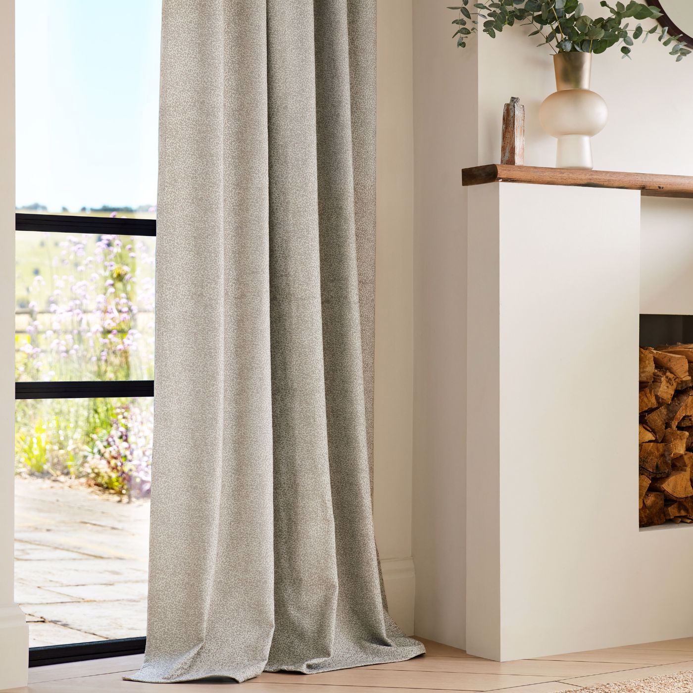 Harlequin - HC4F133925 - Morris Wallpaper