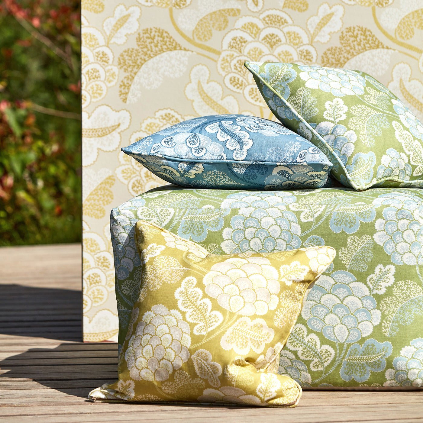 Harlequin - HQN3121145 - Morris Wallpaper