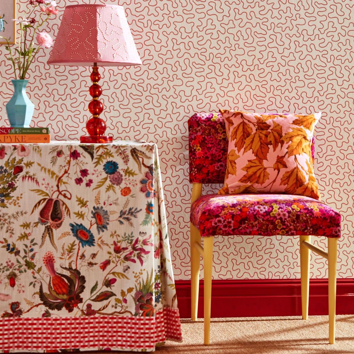 Harlequin - Sophie Robinson - HSRF121180 - Morris Wallpaper