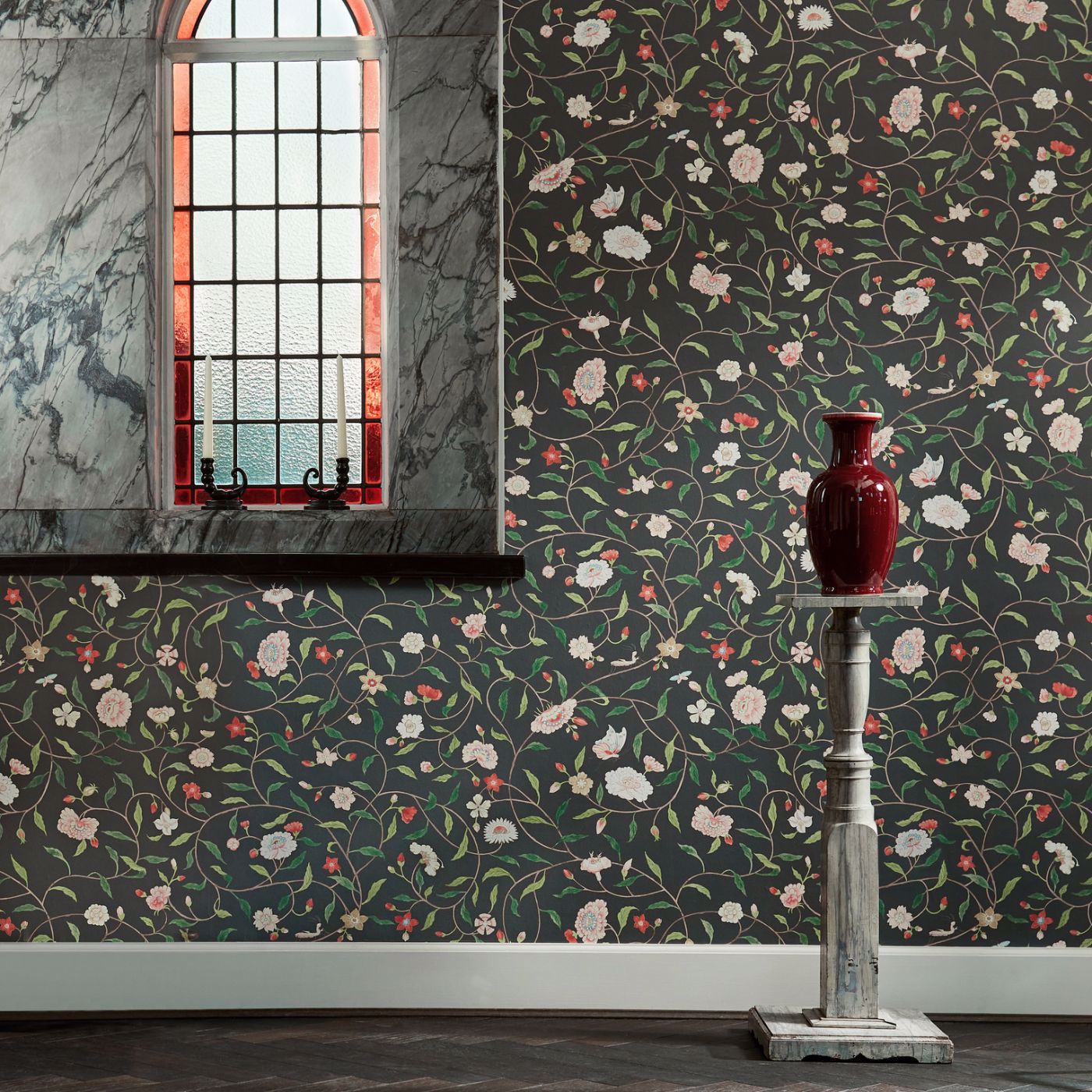 Henrietta's Trail Wallpaper - Vine Black - Zoffany - ZATW313055 - Morris Wallpaper